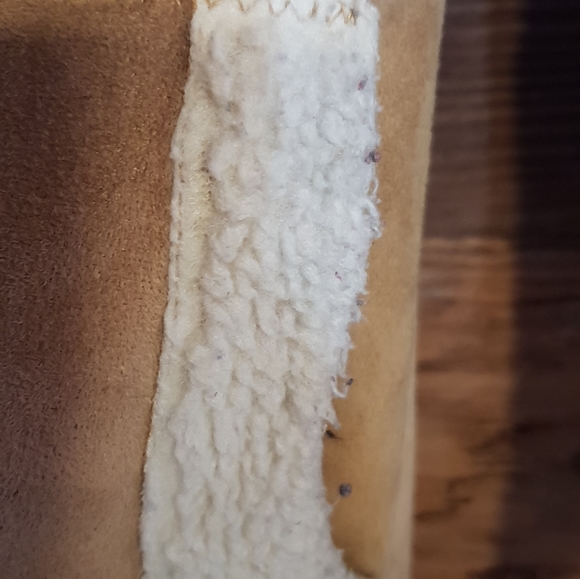 Biege Winter Jacket - Picture 4 of 4